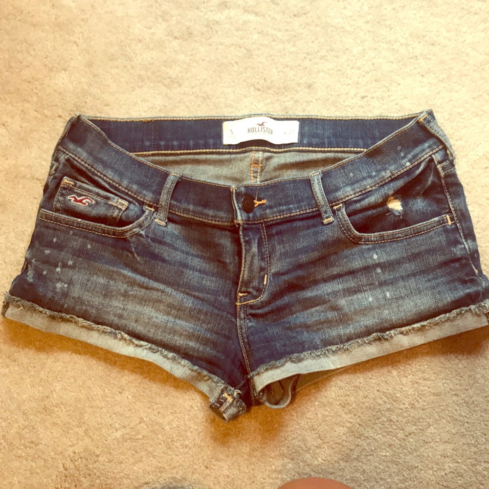 Hollister booty shorts
